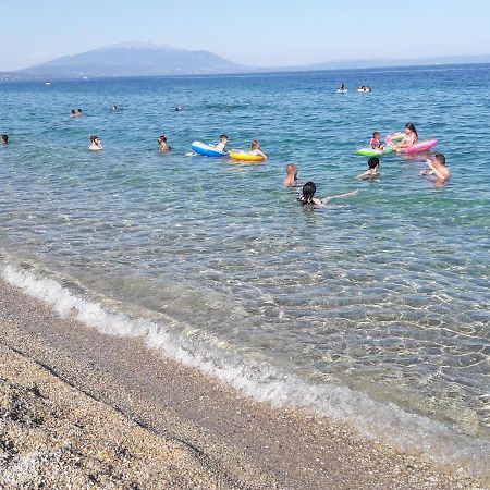 Villa Soula Vrasná エクステリア 写真